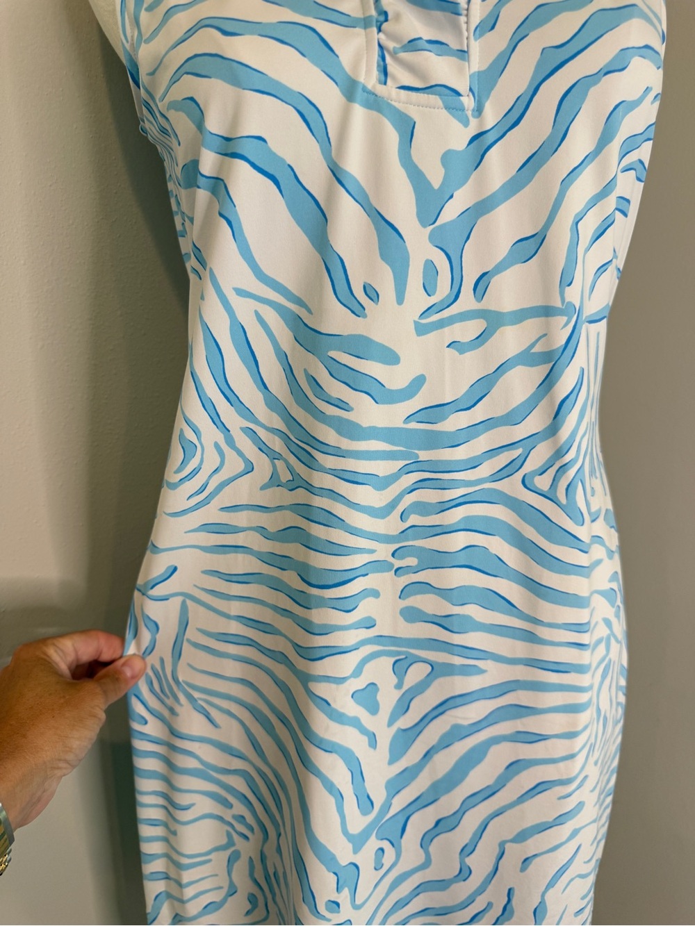 J. McLaughlin Blue & White Zebra-Style Ruffle Neck Top - Picture 5 of 9